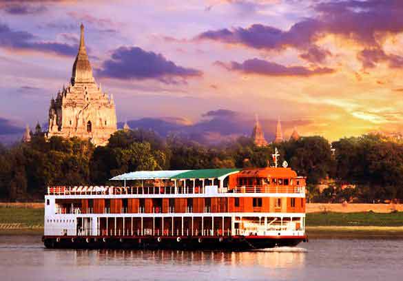 mekong river cruise in laos